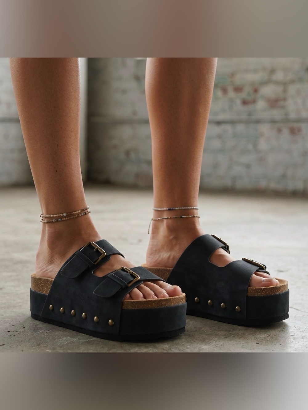 NIB Brand New Vegan Suede Leather Boho Double Buckle Platform Sandals Black